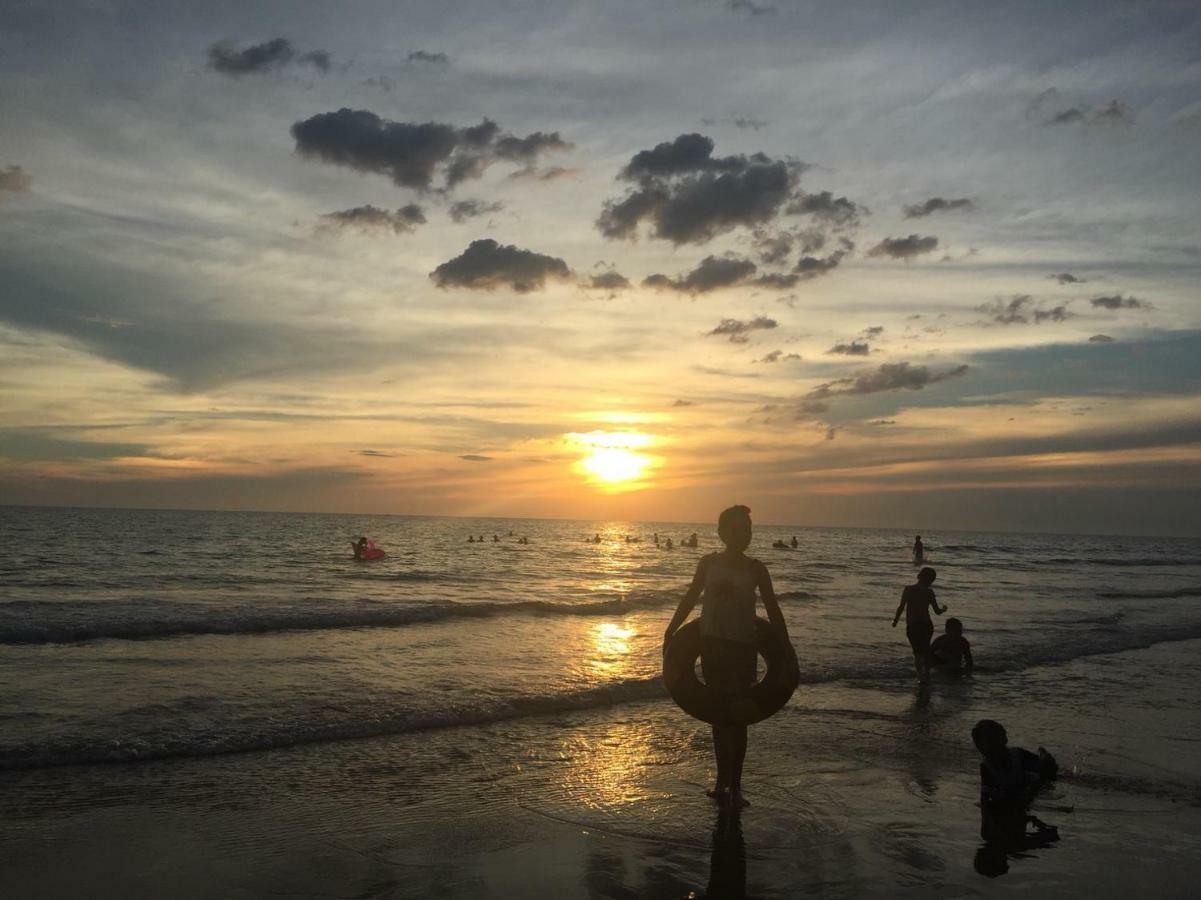 Rayong Condochain 325 Ban Phe Exteriör bild