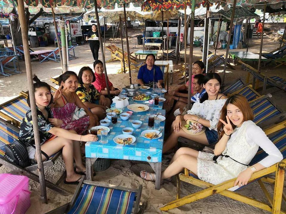 Rayong Condochain 325 Ban Phe Exteriör bild